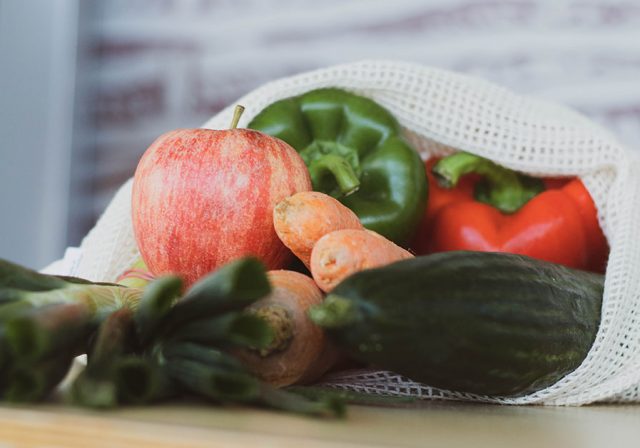 Cotton bag filled with vegetables